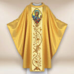 Ornat haftowany z wizerunkiem fotograficznym „Matka Boża Częstochowska”