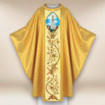 Ornat haftowany z wizerunkiem fotograficznym „Matka Boża Fatimska”