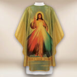 Gold chasuble with the image of Jesus the Merciful