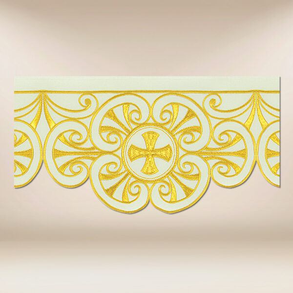 Ecru embroidered lace 590cm