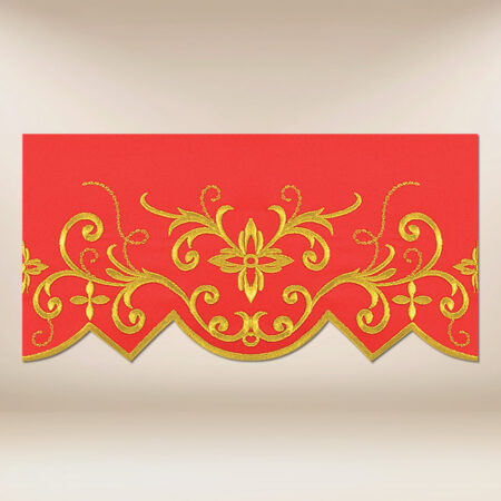 Red embroidered lace 590cm