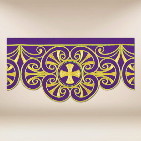 Embroidered lace in violet, 290 cm