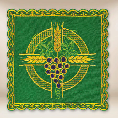 Embroidered pall green