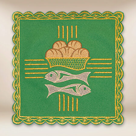 Embroidered pall green