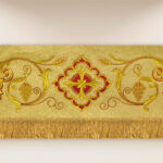 Baldachim haftowany na procesję