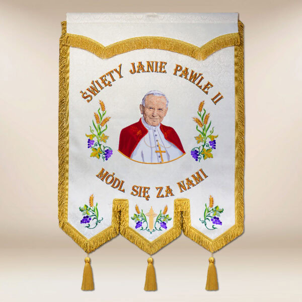 Chorągiew haftowana z wizerunkiem Św. Jana Pawła II