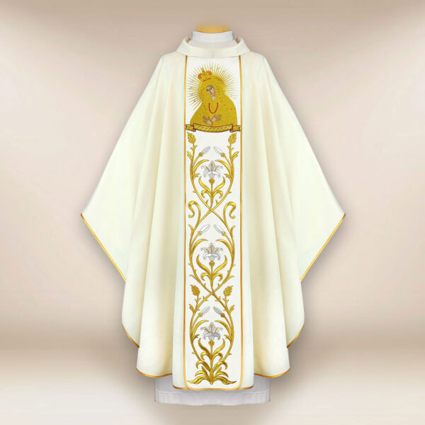 Embroidered chasuble Our Lady of Ostra Brama