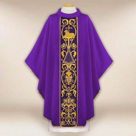 Ornat z haftowanym pasem pluszowym “Baranek”