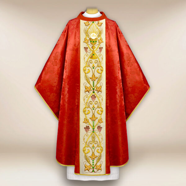 Embroidered chasuble with the chalice motif