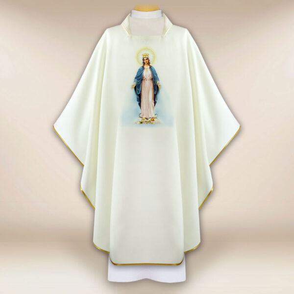 Chasuble with the Image of the Immaculate Mother of God