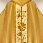 Ornat haftowany „Classico Gold”