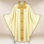 Embroidered chasuble in ecru