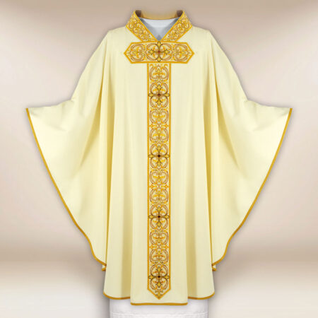 Embroidered chasuble in ecru