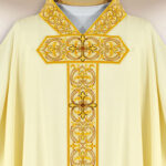 Embroidered chasuble in ecru