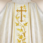 Chasuble with embroidered image Jesus I trust in You