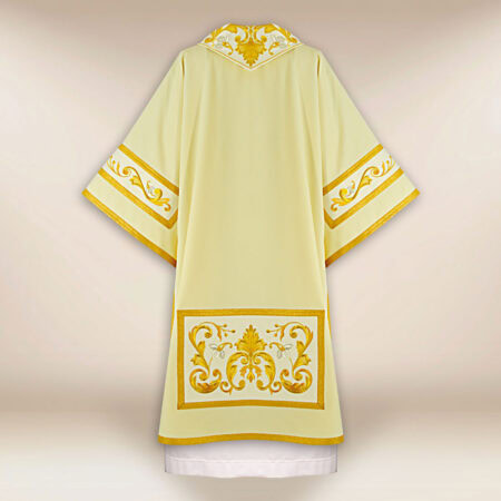 Embroidered dalmatic in ecru