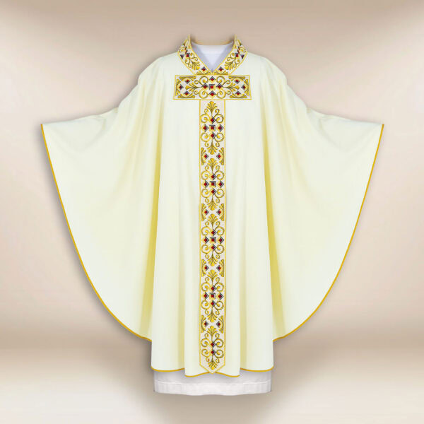 Embroidered chasuble in ecru