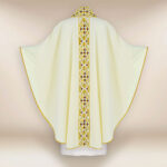 Embroidered chasuble in ecru
