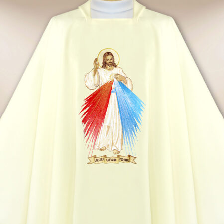 Liturgical chasuble embroidered with the theme of mercy