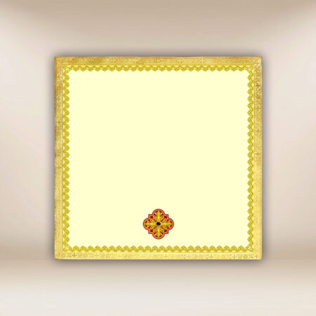 Chalice veil in ecru with a cross