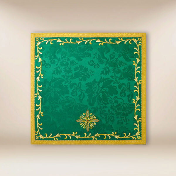 Elegant liturgical chalice veil for a green chalice