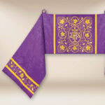 Embroidered shoulder veil "Massimo-Viola"