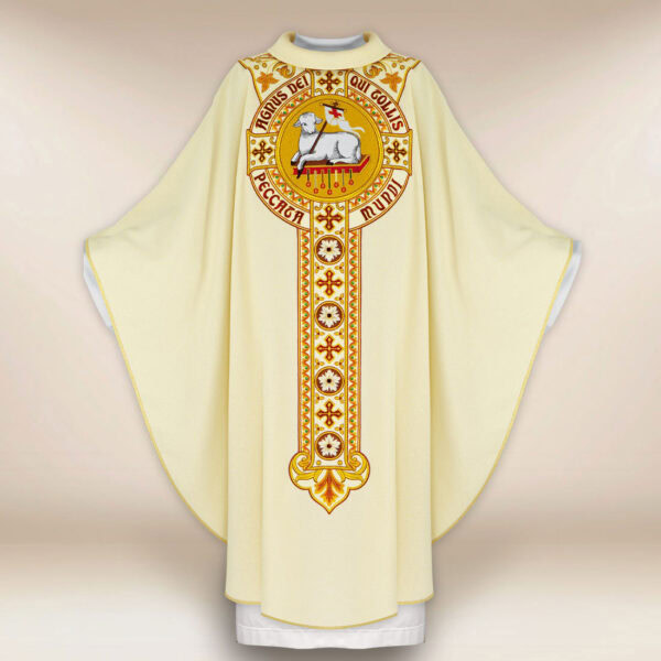Liturgiczny ornat haftowany Baranek Boży 