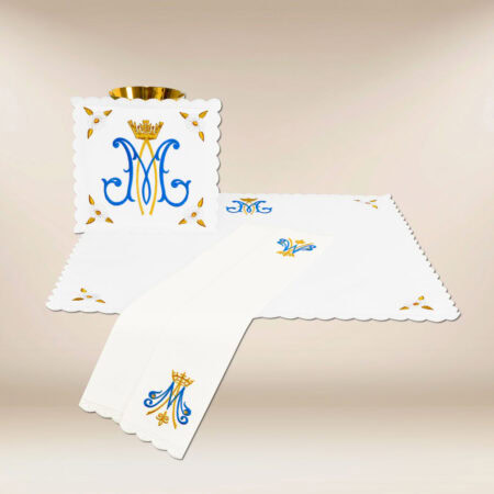 Marian chalice linen