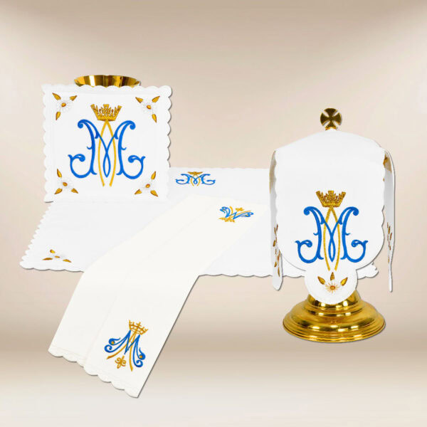 Chalice linen set