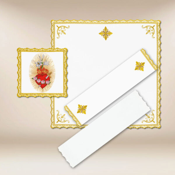 Marian chalice linen