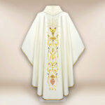 Beautiful embroidered chasuble in ecru with a chalice motif