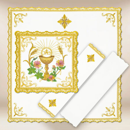 Chalice Linen Gold Chalice